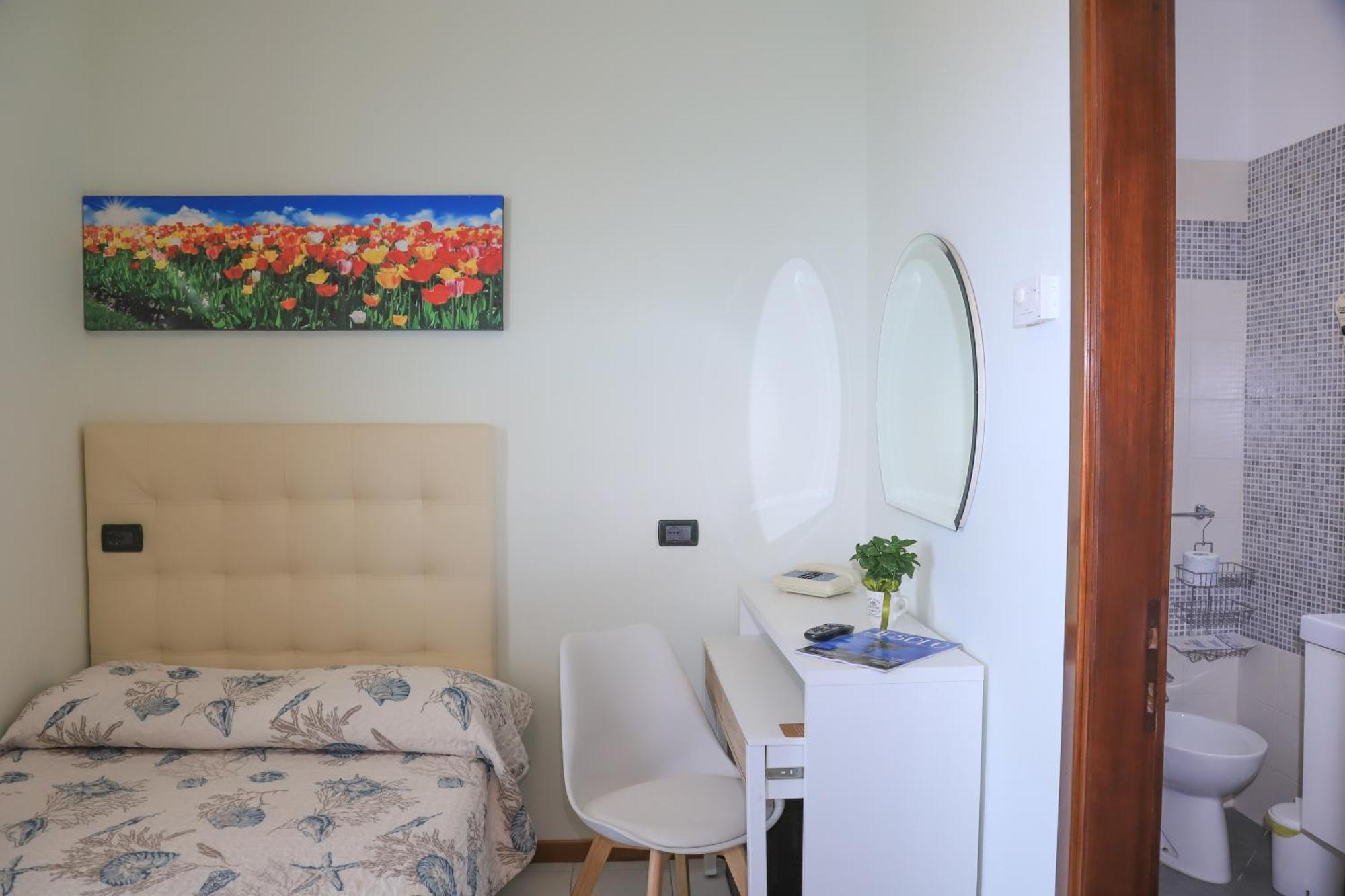 Hotel La Bussola Lido di Jesolo Eksteriør billede