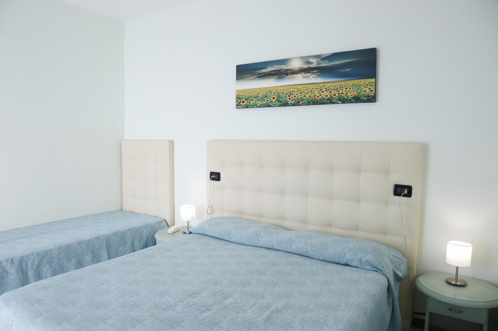 Hotel La Bussola Lido di Jesolo Eksteriør billede