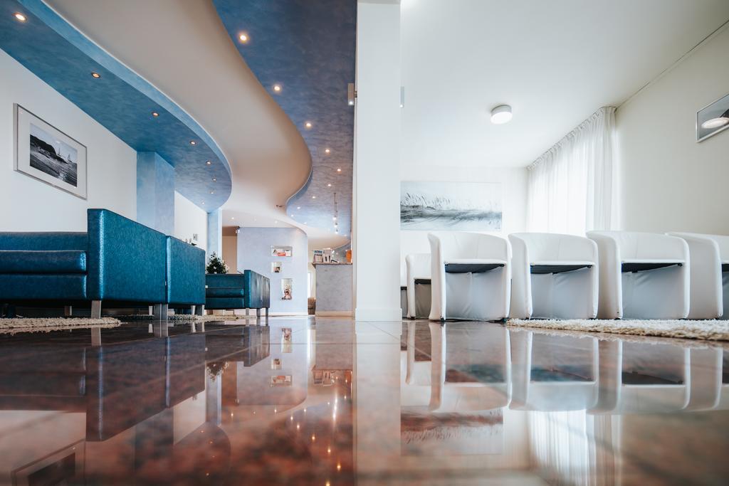 Hotel La Bussola Lido di Jesolo Eksteriør billede